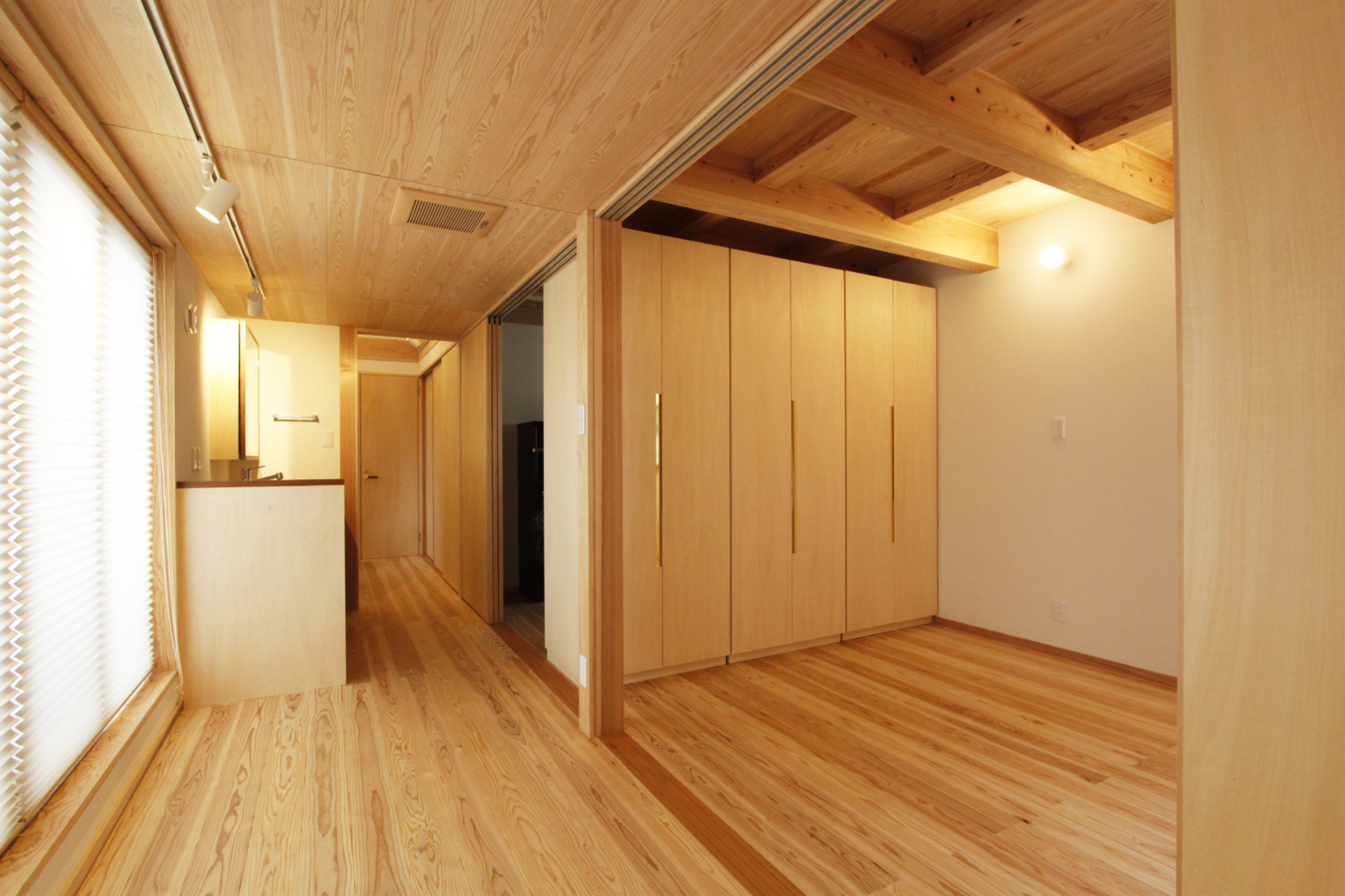 個室で部屋を仕切る | 家づくり進行中！| 大分・別府で木の家を建てるなら「YUKi‐NOiE」_株式会社幸建設（戸建、新築、リフォーム）