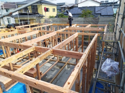 建て方工事