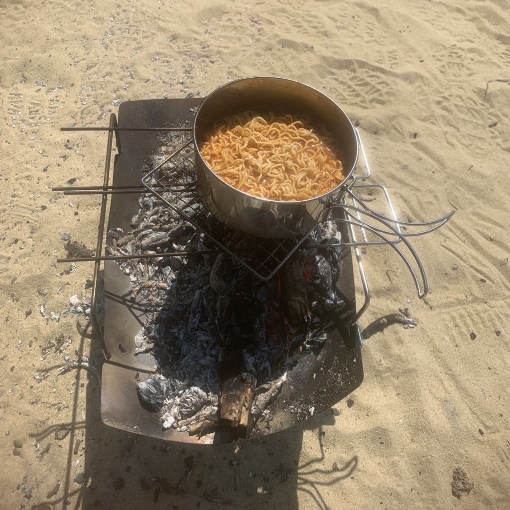キャンプ飯