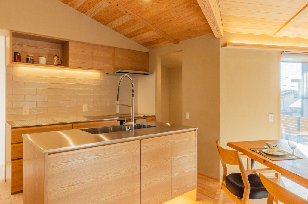 職人とつくる家　自然素材の家