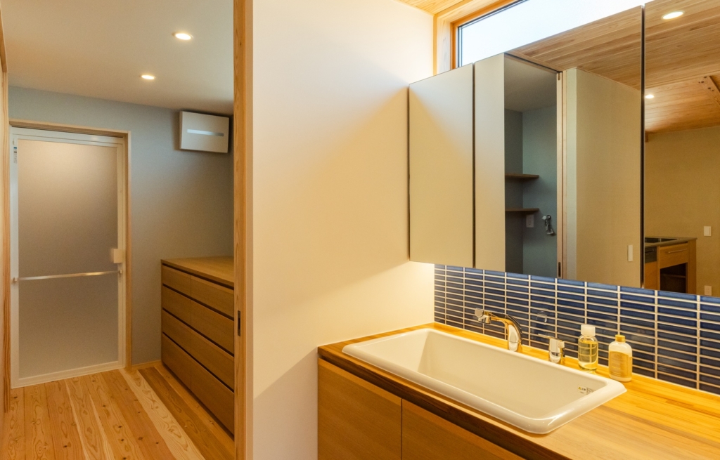 職人とつくる家　自然素材の家