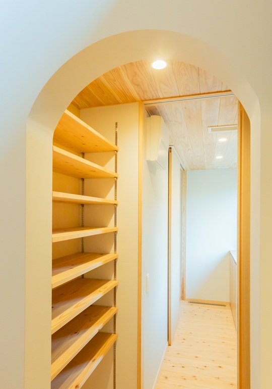 職人とつくる家　自然素材の家