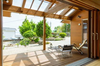 リビングデッキ